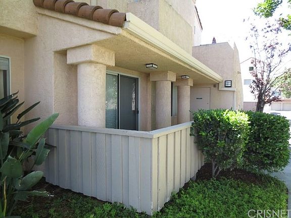 3rd image of 24445 Valle Del Oro Unit 101