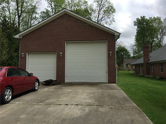 4th image of 2750 E Beechwood Trl