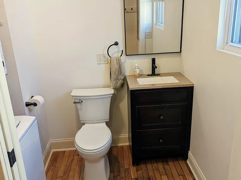 414 Cameron Ave — Photo 12