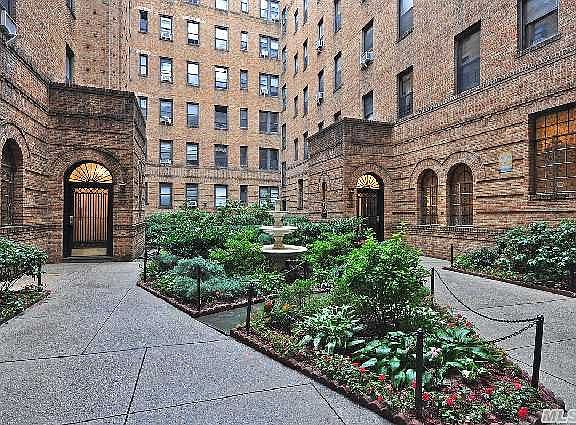 3rd image of 8344 Lefferts Blvd APT 1H