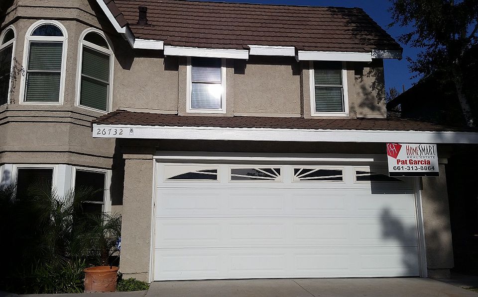 1st image of 26732 Pamela Dr