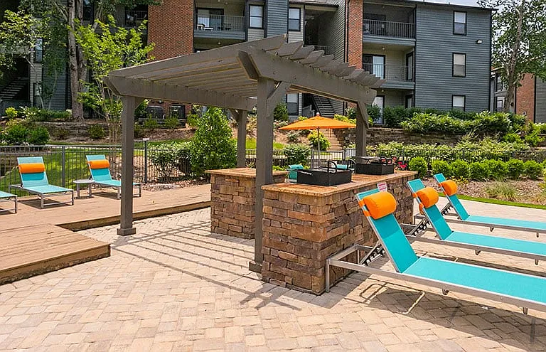 Residences at Glenview Reserve Apartment Homes — Photo 36