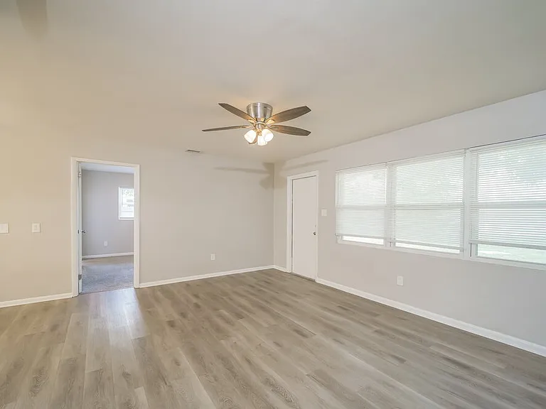 4346 Tufts Ave — Photo 4