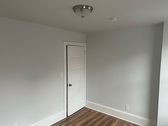 3rd image of 305-307 N 3rd St