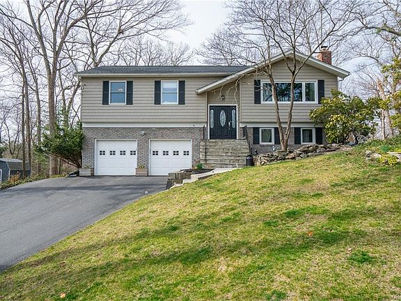 2nd image of 3505 Carol Ct