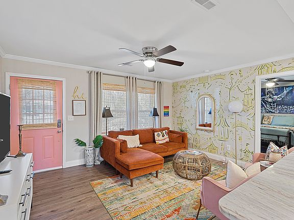 3rd image of 8766 Bucknell Dr