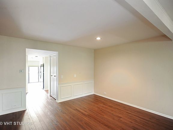 4th image of 1711 Northfield Sq APT D