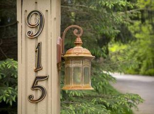 915 Oak Branch Ct, Fort Wayne, IN 46845