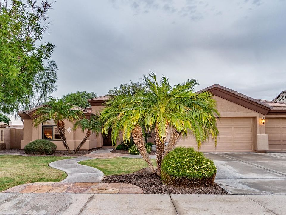 3438 E Feather Ave-2