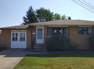 6321 Smith Rd, Brookpark, OH 44142