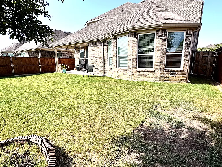 2509 Temple Dr — Photo 27