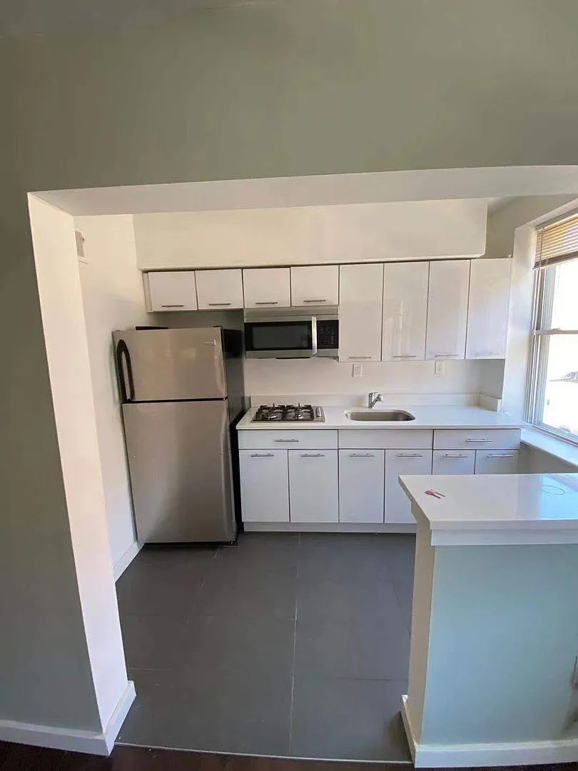 1428 W Master St. — Photo 4