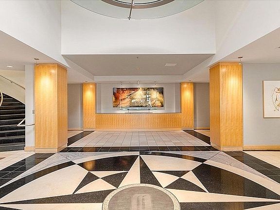 3rd image of 2929 1st Ave #1512