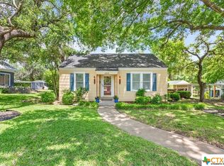 1215 N 2nd St, Temple, TX 76501