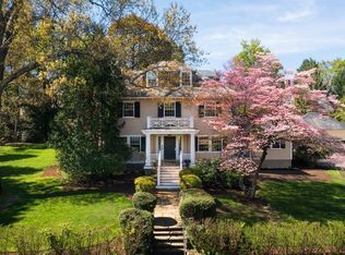 24 Lee Rd, Newton, MA 02467