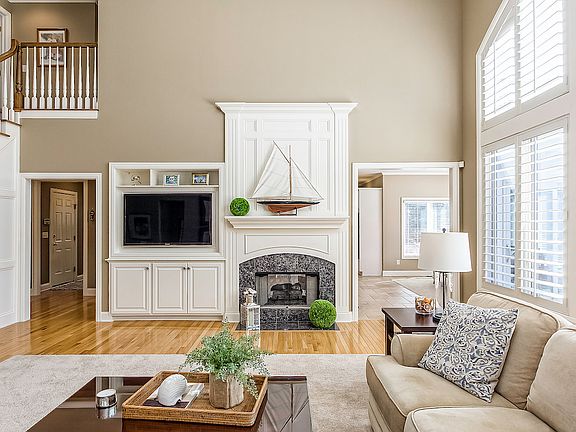 4th image of 6161 Balmoral Dr
