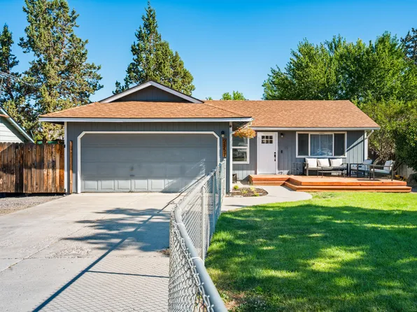 2857 SW Pumice Pl, Redmond, OR 97756