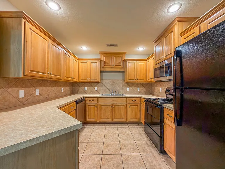 2807 Fairway Hamlet Ct — Photo 5