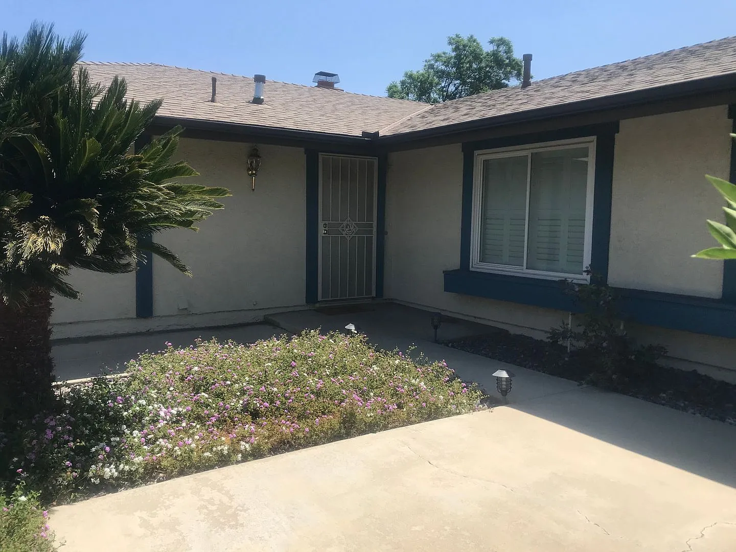 2bd/2ba + built in office - Riverside, CA! — Photo 3