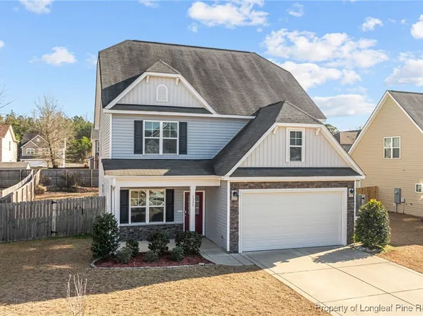 1533 Vandenberg Dr, Fayetteville, NC 28312