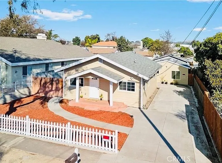 3809 Carol Dr #C — Photo 1