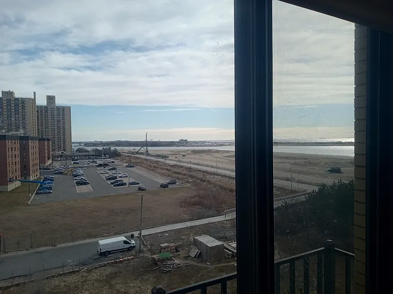 Beach 26th St — Photo 15