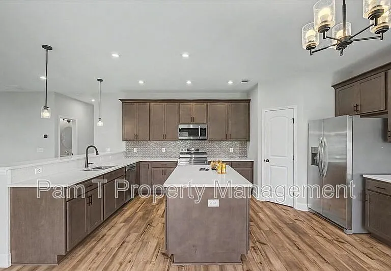 203 Alyssa Ave — Photo 18