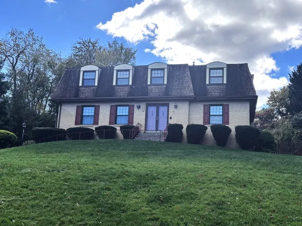 571 Aljo Dr, Pittsburgh, PA 15241