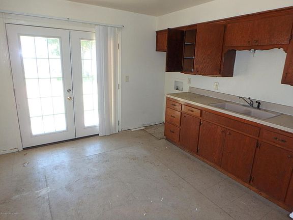 4th image of 3612 NE 11th Ave