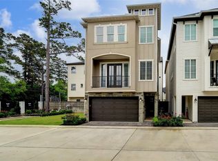 10905 Upland Retreat Dr, Houston, TX 77043
