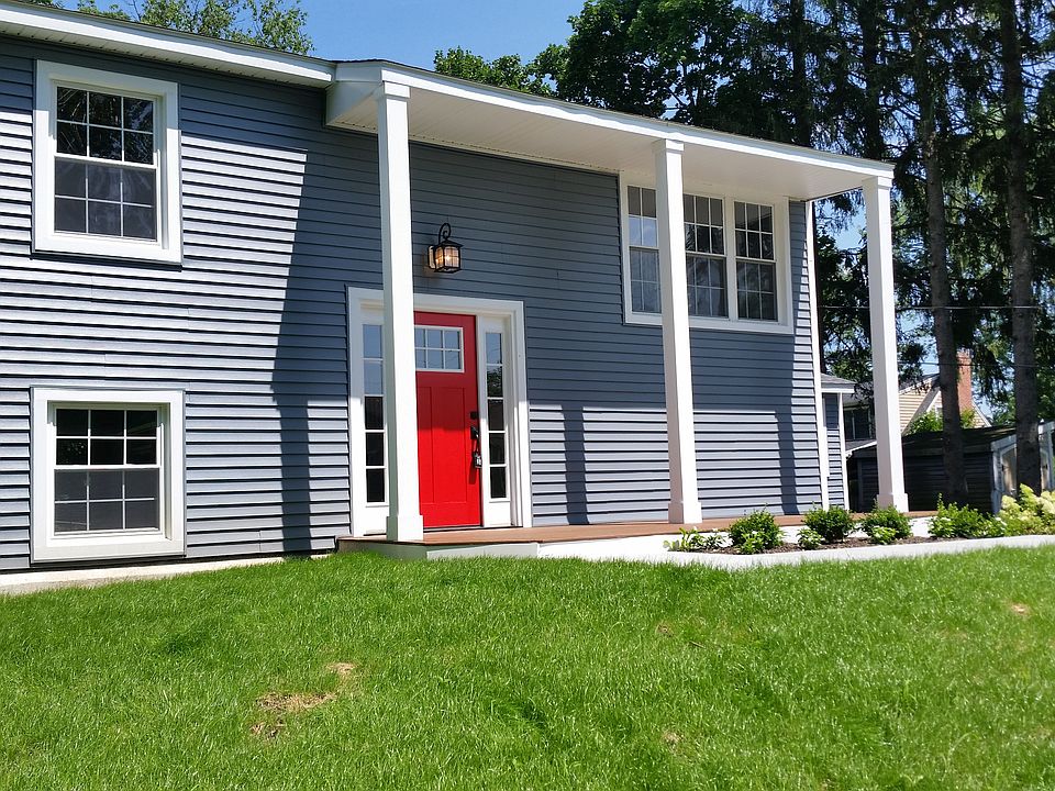 2nd image of 7 Alexander Dr