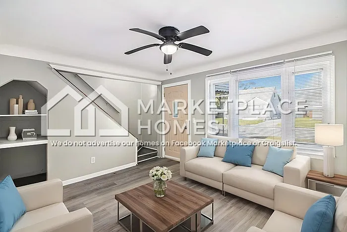 24850 Wilmot Ave — Photo 2