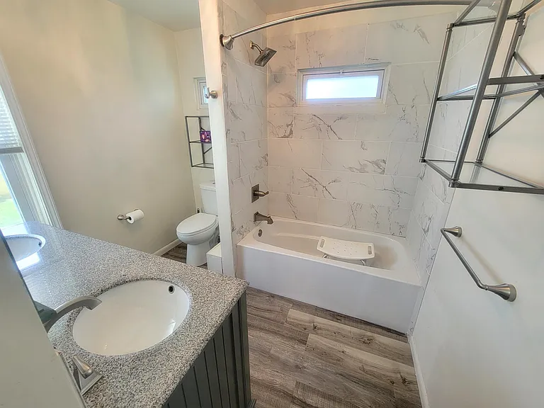 12264 Roosevelt Blvd — Photo 13