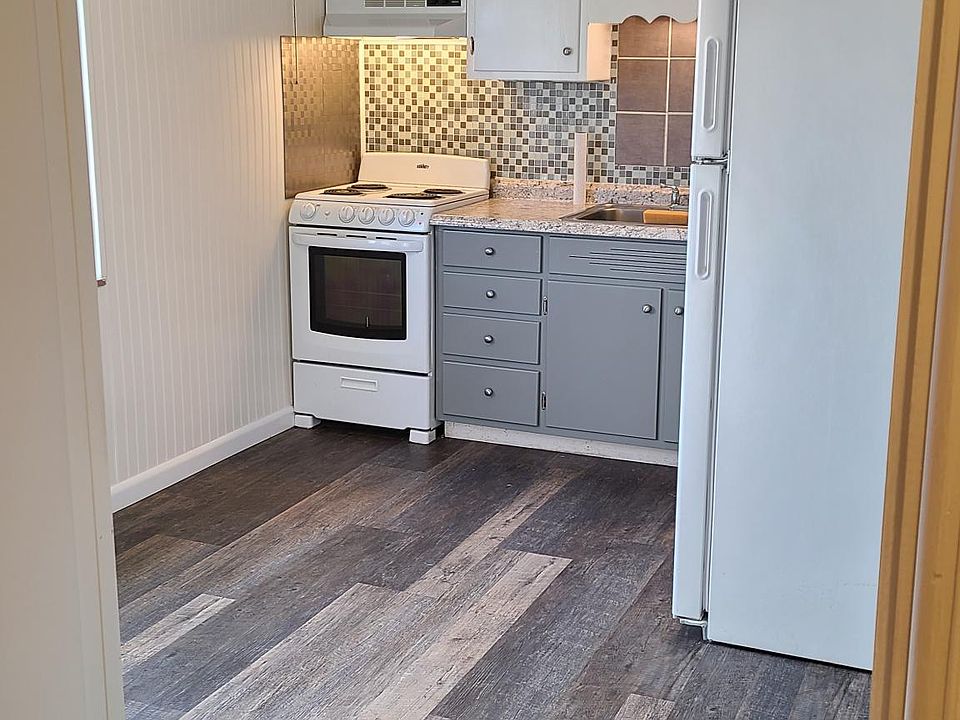 1st image of 118 Kenneth St #5