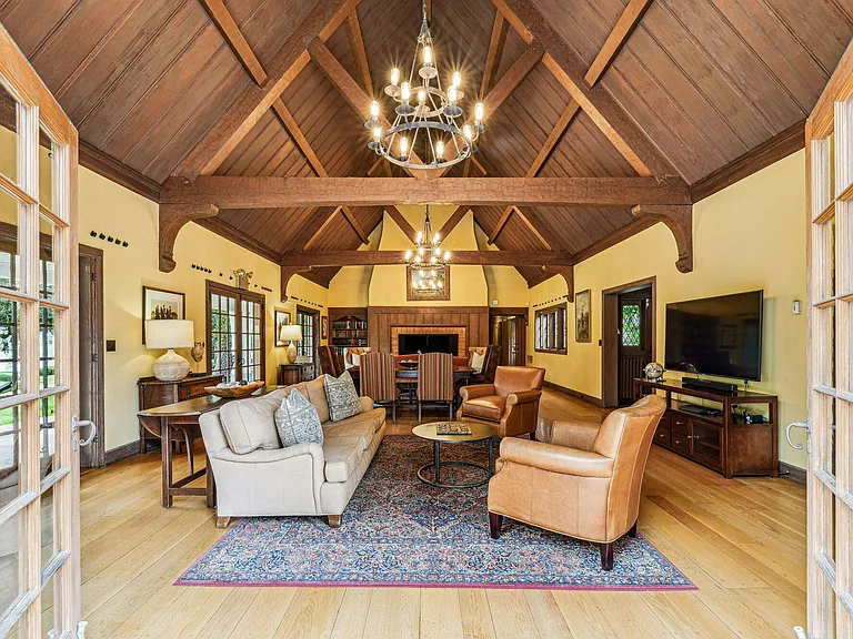 The Frank Estate — Photo 80