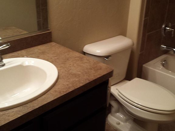 3rd image of 5129 Kensington Way