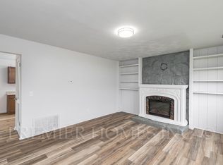 2345 38th St NE, Canton, OH 44705