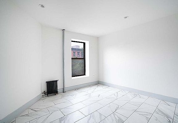 2nd image of 118 E 116th St APT 5W