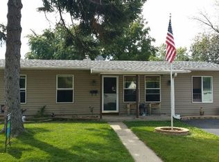 422 Kenyon Ave, Romeoville, IL 60446