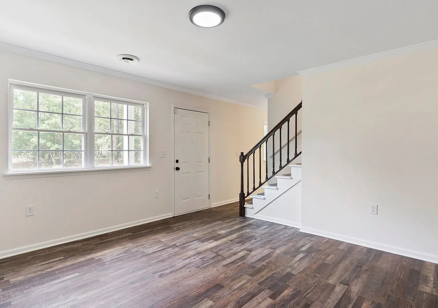 Renovated 4 bed 2 bath home in Leland — Photo 4