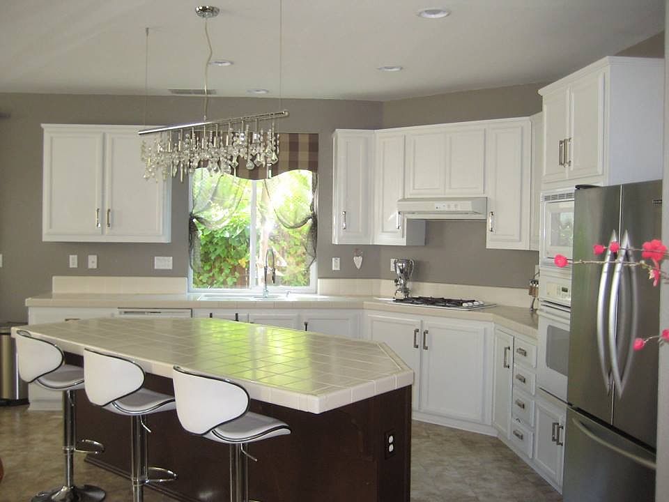 1st image of 1299 Crystal Hollow Ct