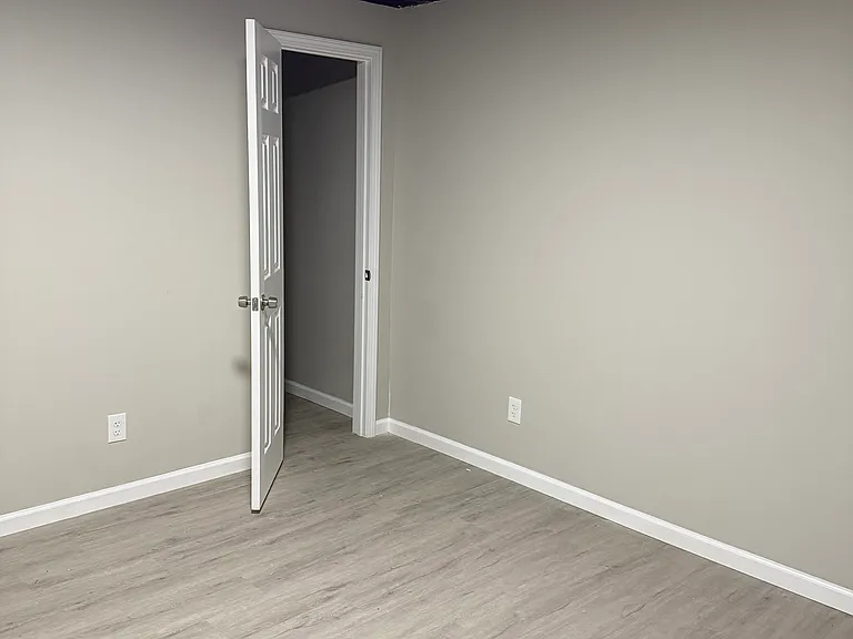 905 N University Blvd — Photo 18