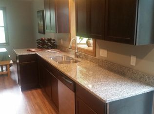 273 W Prospect St, Hartford, WI 53027