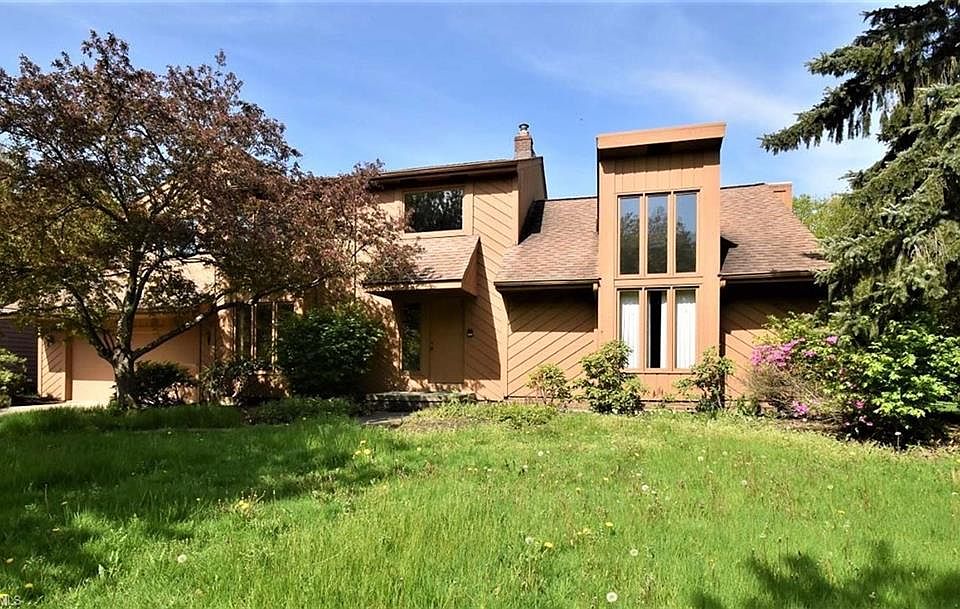 1st image of 5496 Clarendon Dr