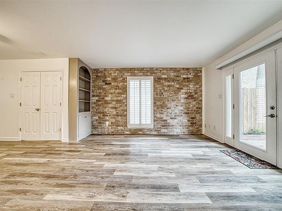 5th image of 13376 Trail Hollow Dr #3376