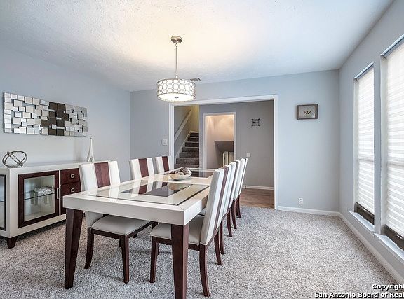 3rd image of 3027 Swandale Dr