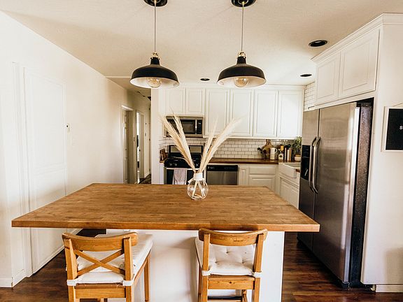 3rd image of 5353 W Avenue L6