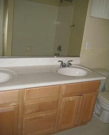 2nd image of 1748 E Linda Ln