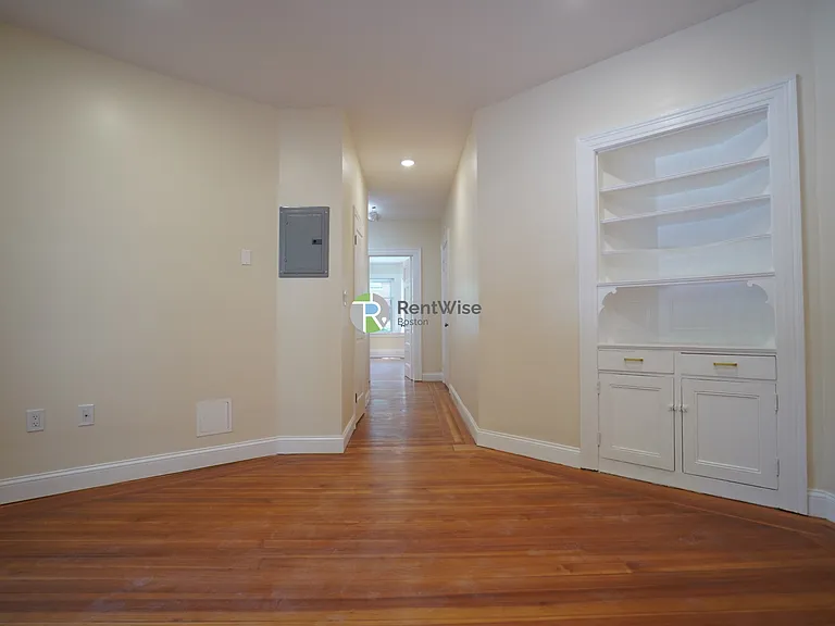 10 Beals St #3 — Photo 8