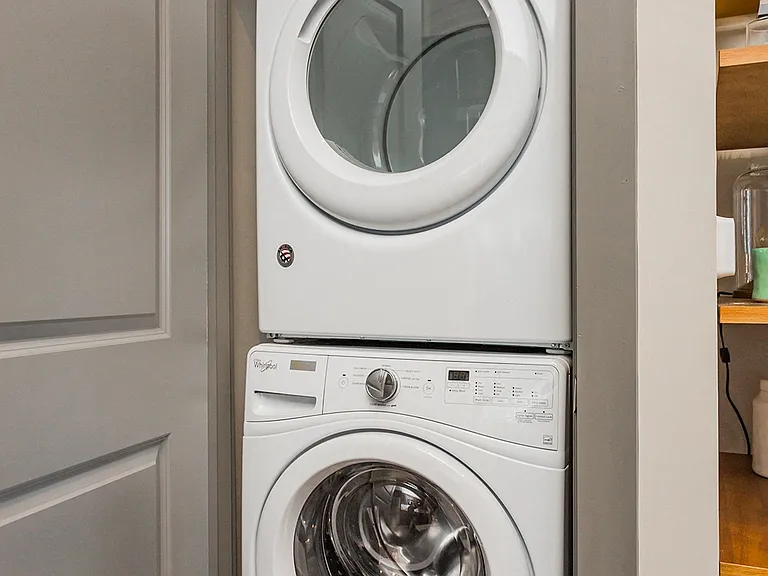 Full Size Washer/Dryer Included